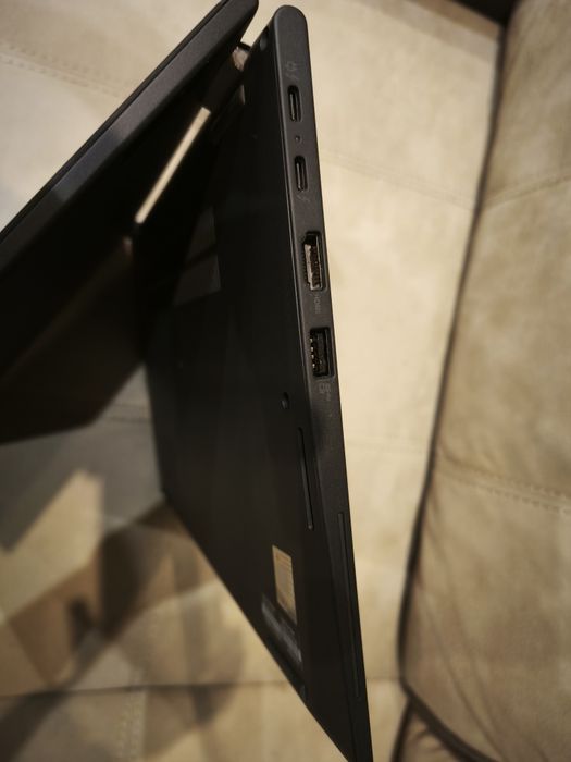 Lenovo Yoga X13 Gen 2, Core i7, Touchscreen, 16GB Ram, 256SSD