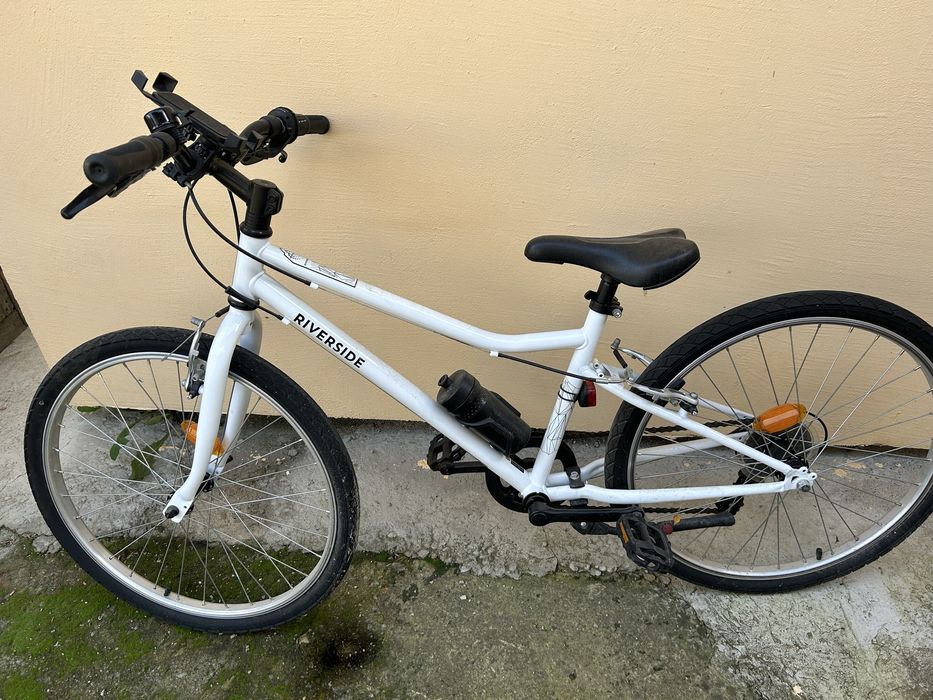 Bicicleta fete stare impecabila !!!