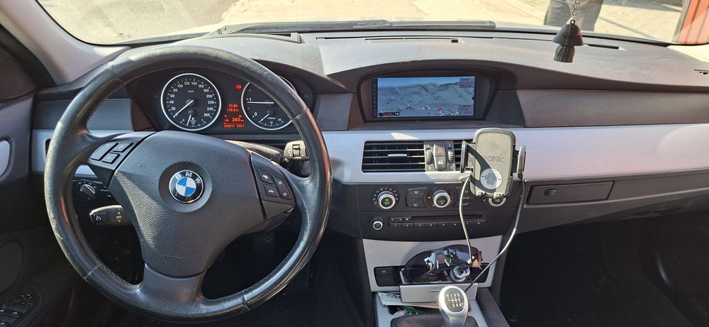 BMW 5 Series 2009 — imagine 4