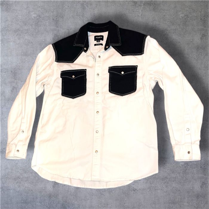 Camasa Pull & Bear , ca noua marimea L . Alb-negru