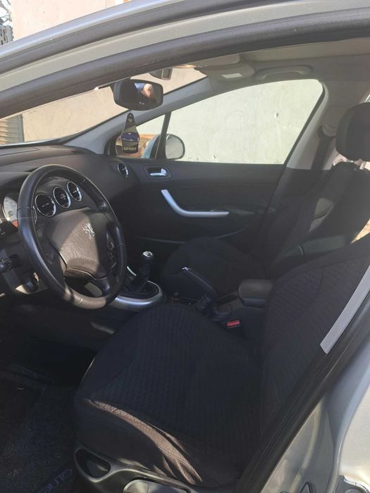 Комби Peugeot 308 sw