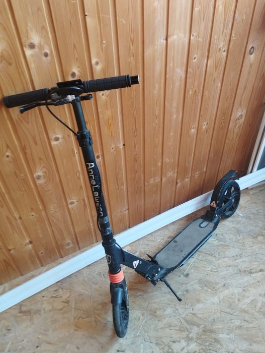 Большой самокат.