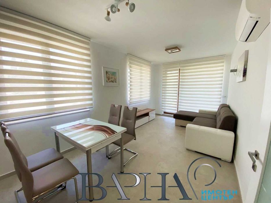 Дава се под наем Двустаен апартамент в к.к. Св.Св. Константин и Елена - 70 кв.м за 498.27 € - Снимка #1