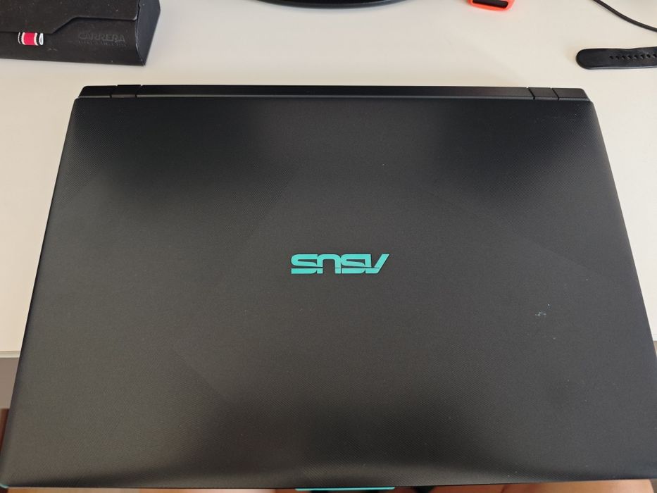 Asus vivobook 15