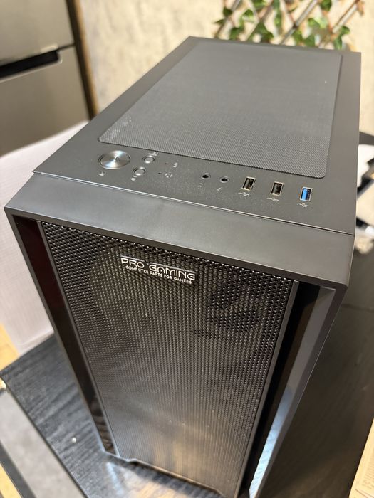 Ryzen 5 3600 / RTX 2060 6GB / 32 GB DDR4 / SSD NVMe