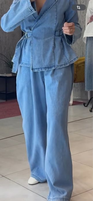 Костюм новый джинсовый