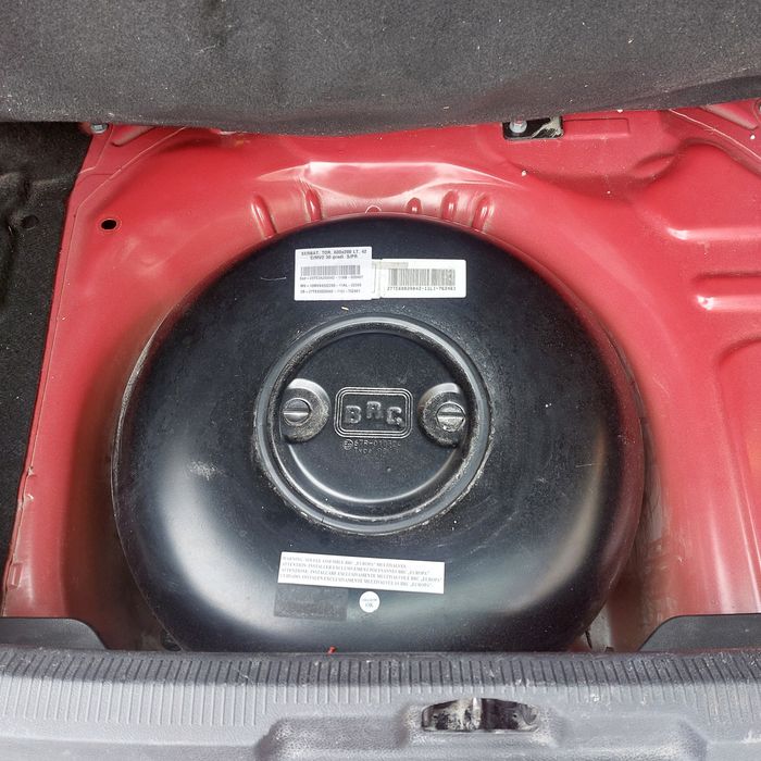 Peugeot 207, 1.4 benzina + gpl , Euro 5, din 2011