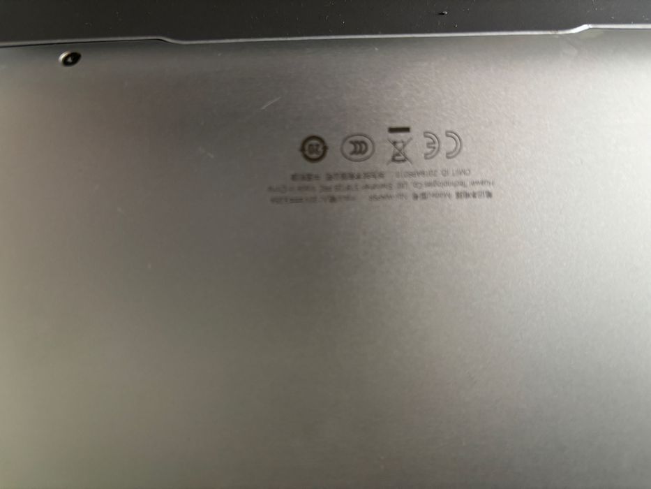 Лаптоп Huawei MateBook (Nbl-WAQ9R) | 14" | AMD Ryzen 7 | Тънък и лек