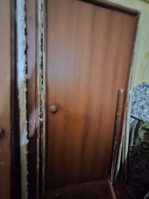 Межкомнатные Двери 11 штук б/у