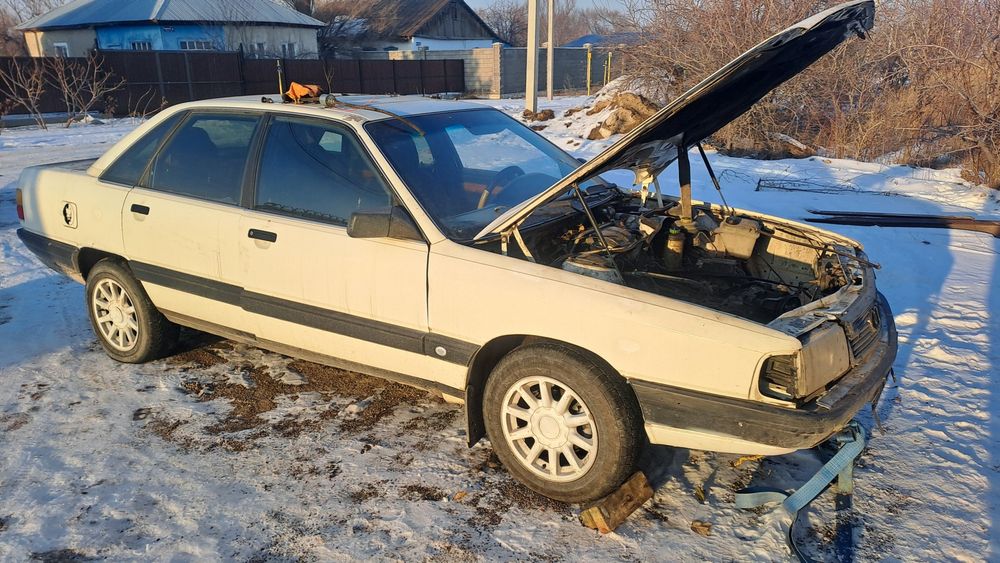 Продам  АудиС3 2.2.