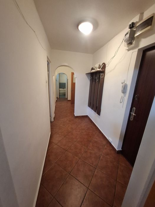 Particular, vand apartament 3 camere Lacul Tei