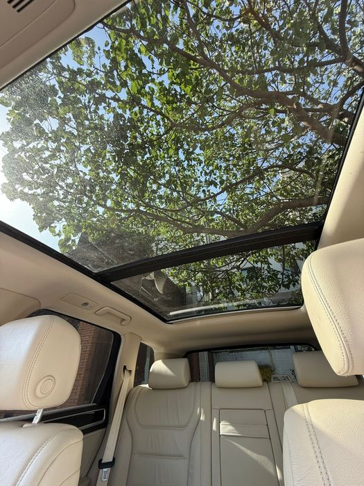 Vând Volkswagen Touareg V6 3.0 TDI 259 CP