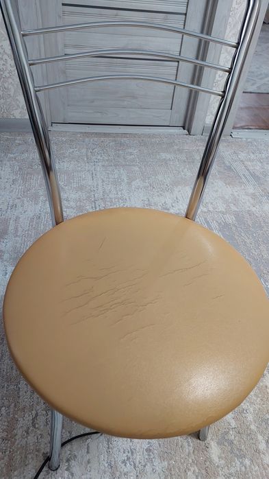 Продам стулья для кухни по 3000