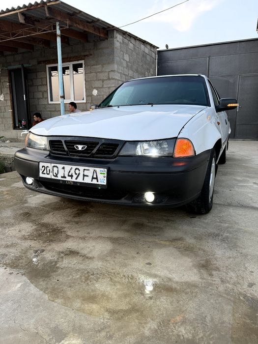 Машина сотилади срочна