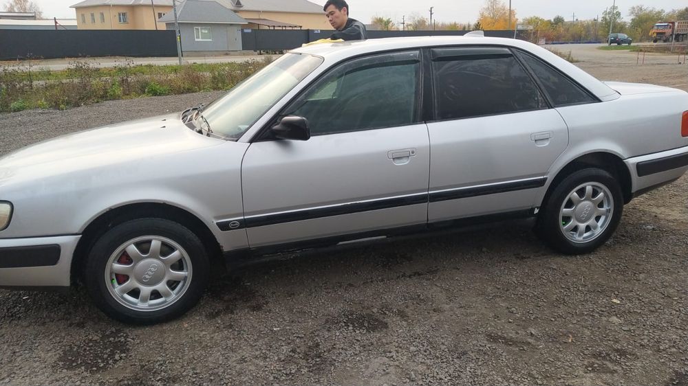 Ауди 100 С4, 2.6 МКПП 1993год