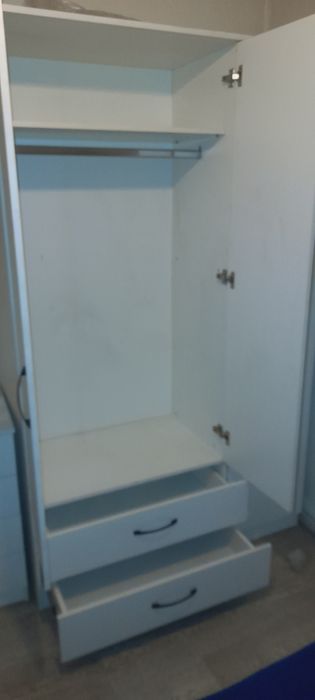 Шкаф для белья и одежды