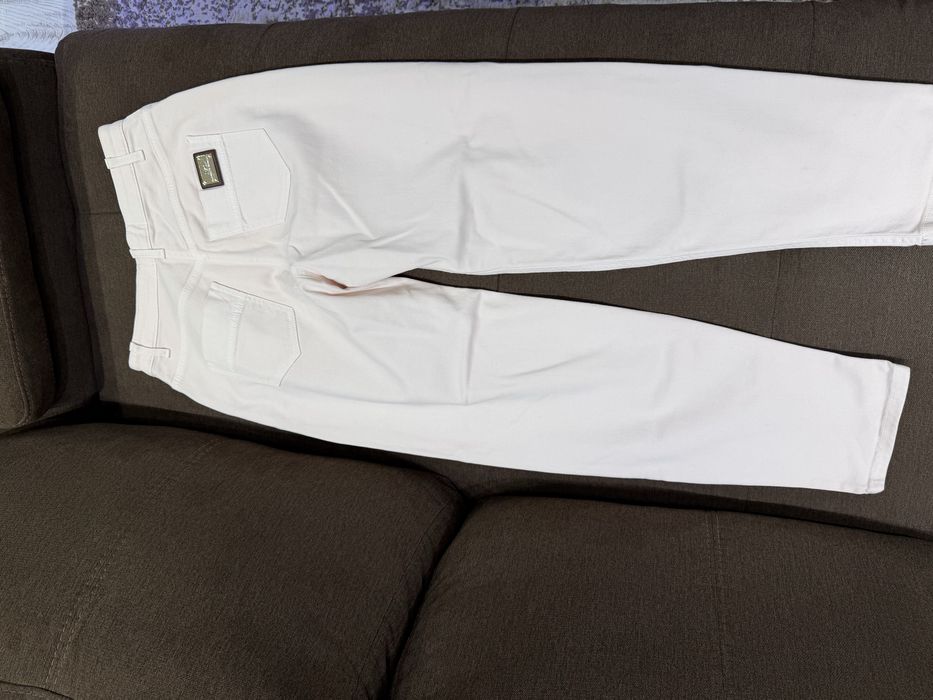 Нови дънки Elisabetta Franchi