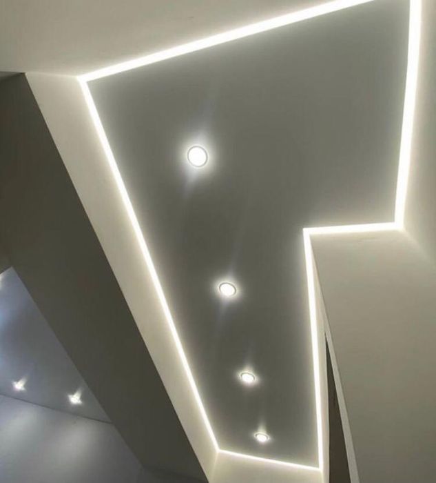 Натяжные потолки  1200м²