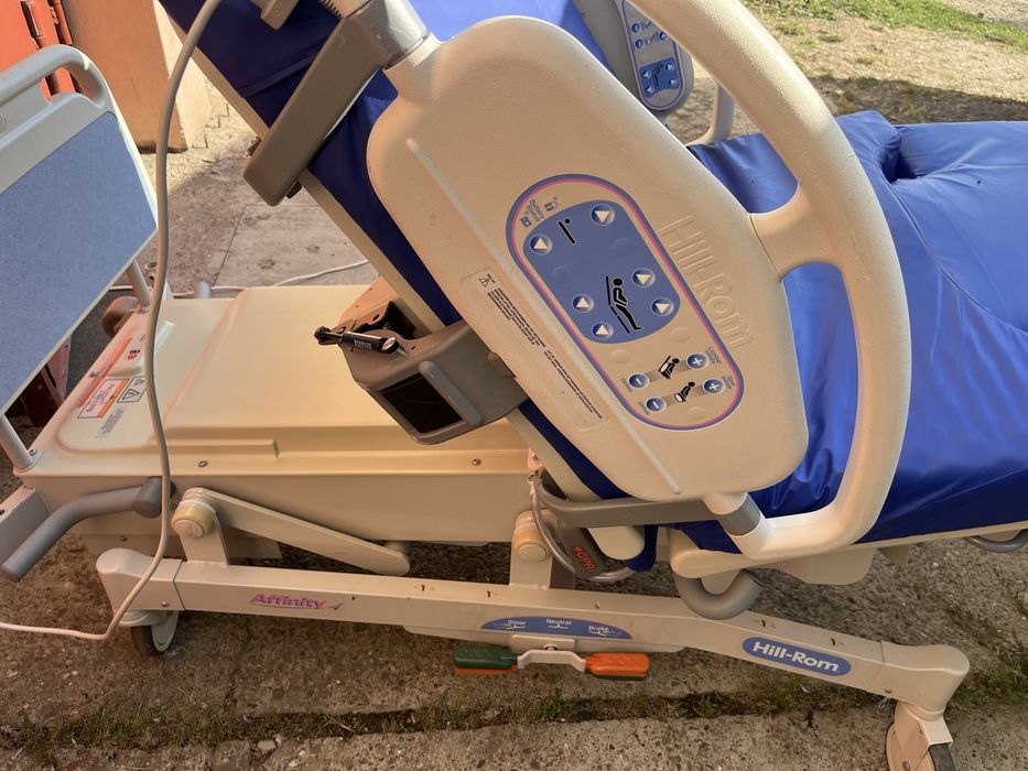 pat de spital electric  HILL-ROM Affinity 4 P3700 Birthing Bed