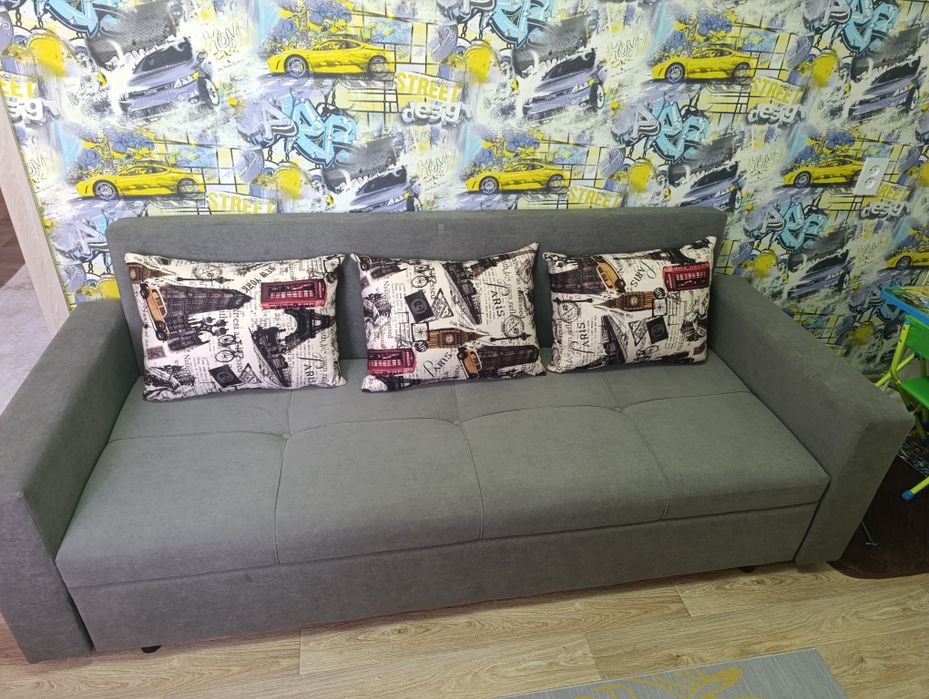 Продам диван в отличном состоянии