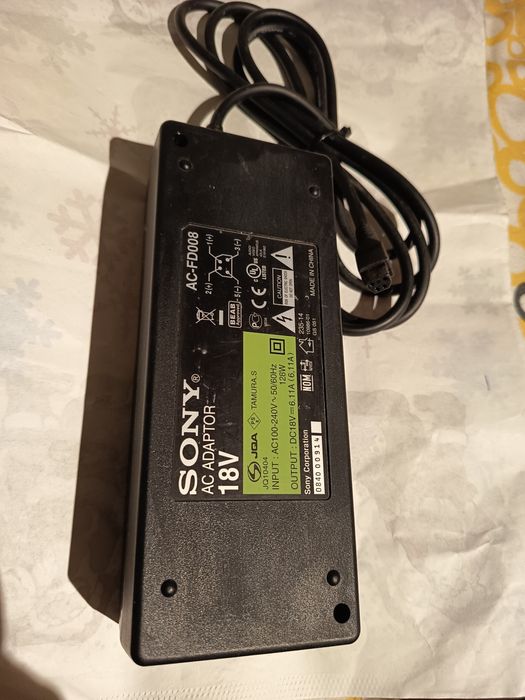 Alimentatoare Sony Laptop,TV 18V/6,11A ;19, 5 V - 4,36 A /4,7 A /6,2A