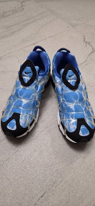 Adidasi Nike Kukin Water