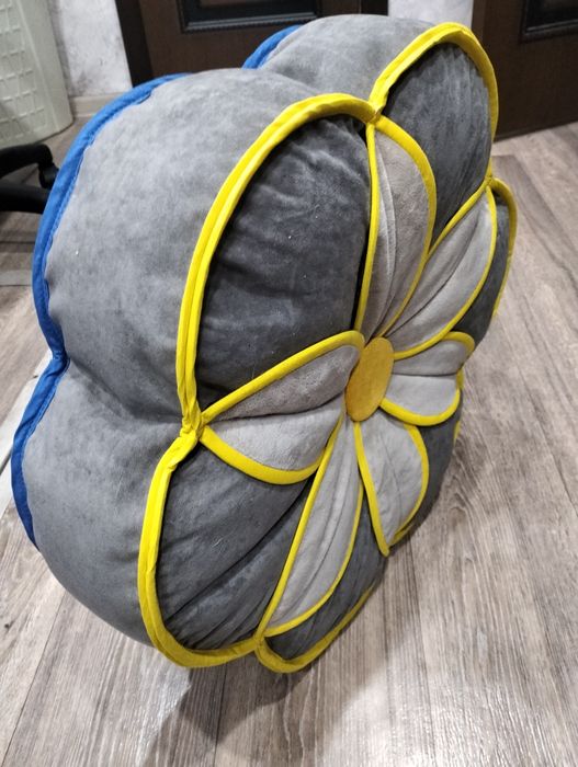 Продам декоративную подушку