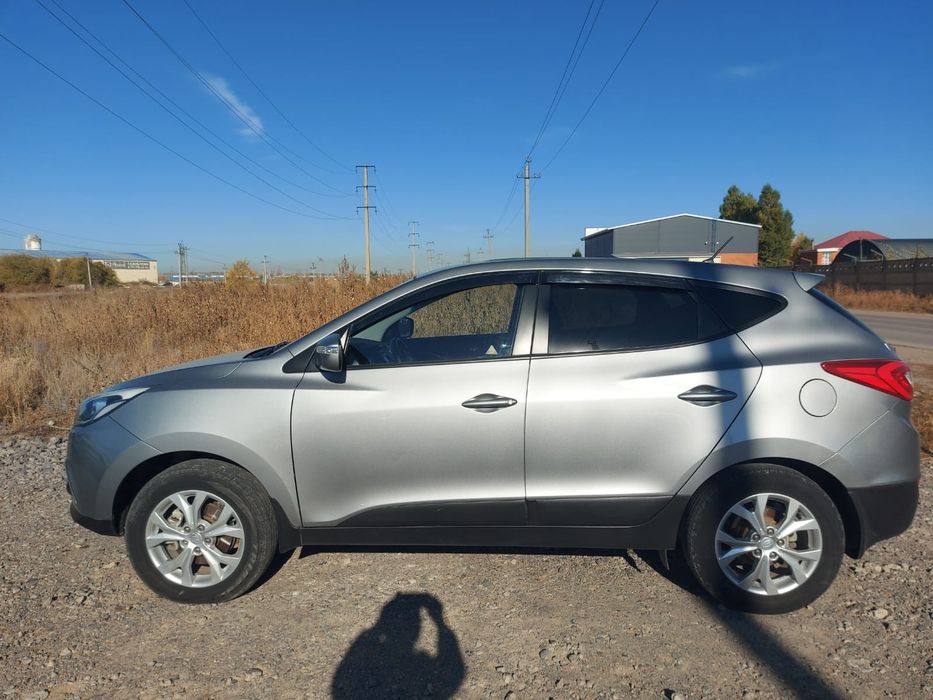 Продам HYUNDAI tucson