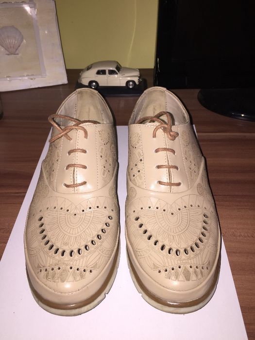 pantofi pentru sezonul de vara, stil boho, cu gauri