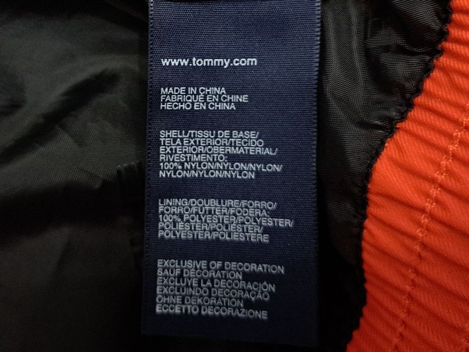 Tommy Hilfiger-Ориг. яке Ново!!!