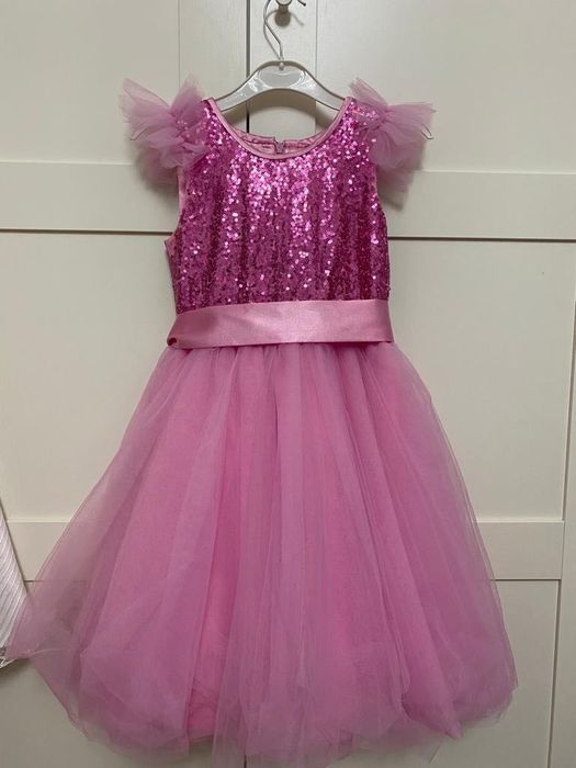 Шикарные платья для девочек 4-7 лет