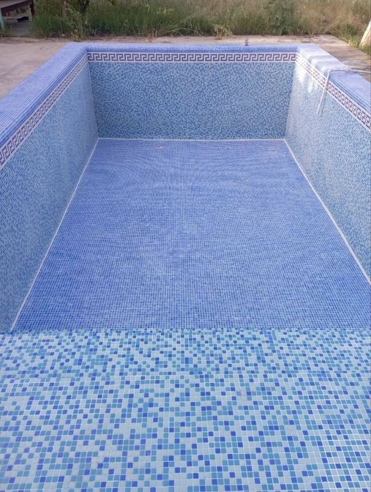 Реставрация,мойка,чистка
бассейнов,уход за бассейном, удаление грибка