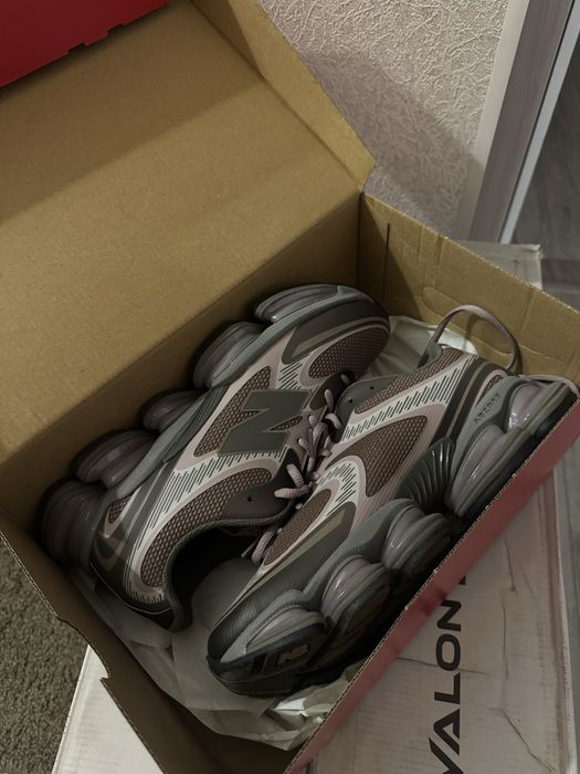 Продаю оригинальные New Balance 2000 Abzorb