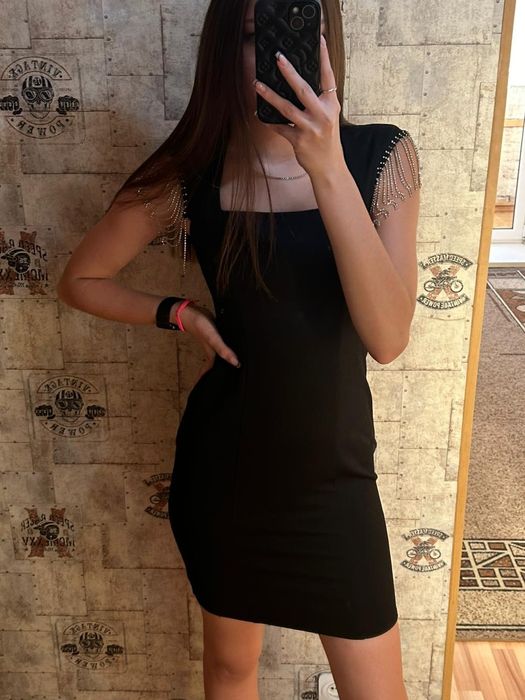 Продам платья недорого