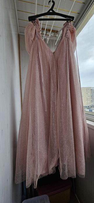 Платье бальное нежное