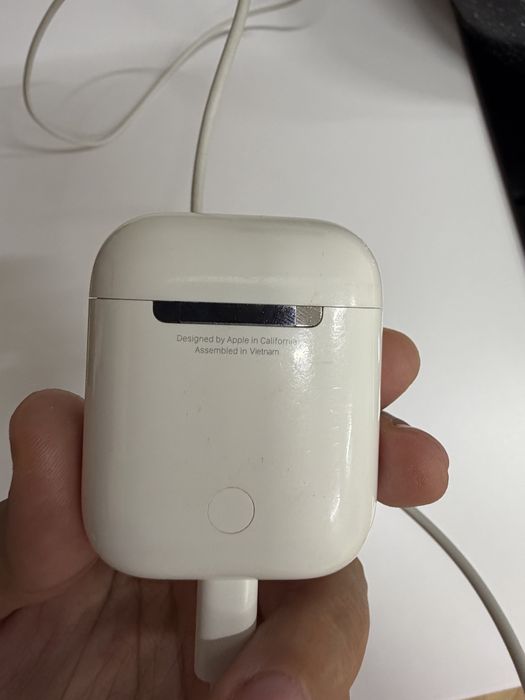 AirPods 1-го поколения