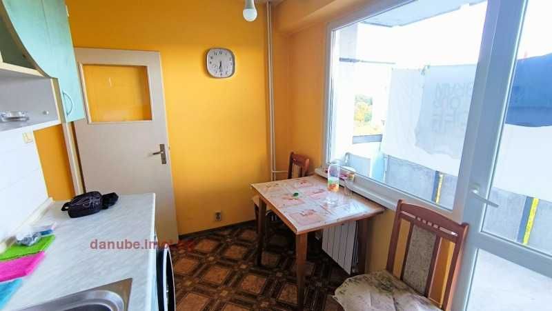 Дава се под наем Двустаен апартамент в Русе, Възраждане - 45 кв.м за 229.5 € - Снимка #1