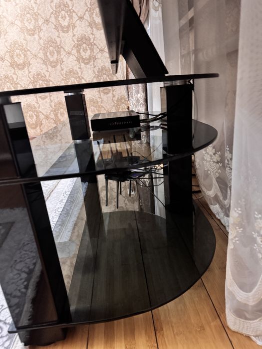 Подставка для телевизора