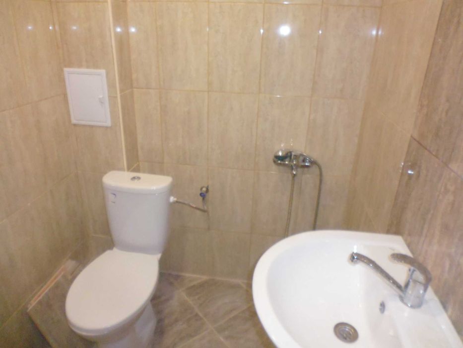 Магазин за отдаване под наем в ж.к. Люлин център, гр. София