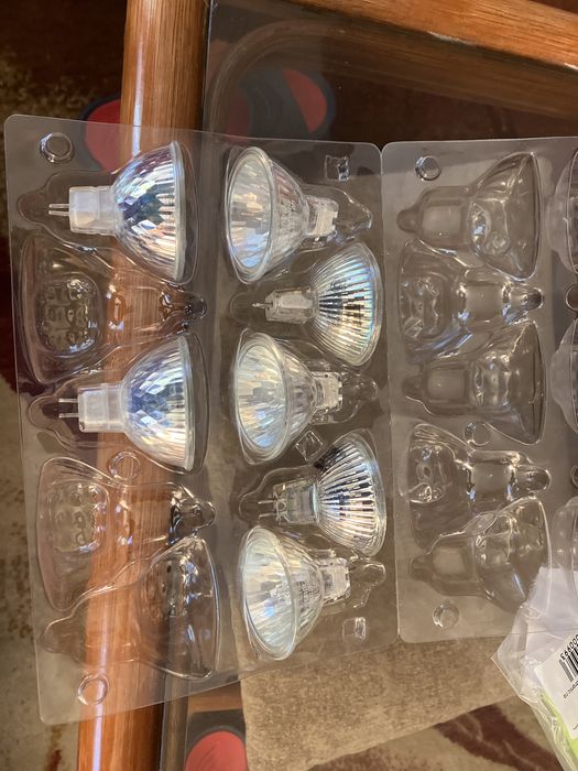 Bec HALOGEN spot gipscarton 12V