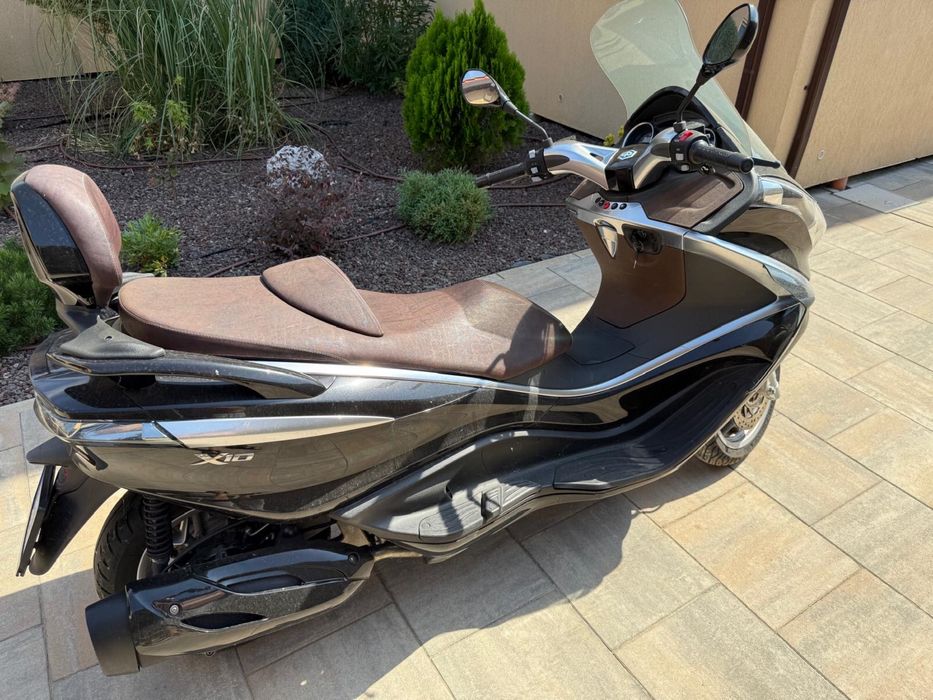 Piaggio X10 impecabil