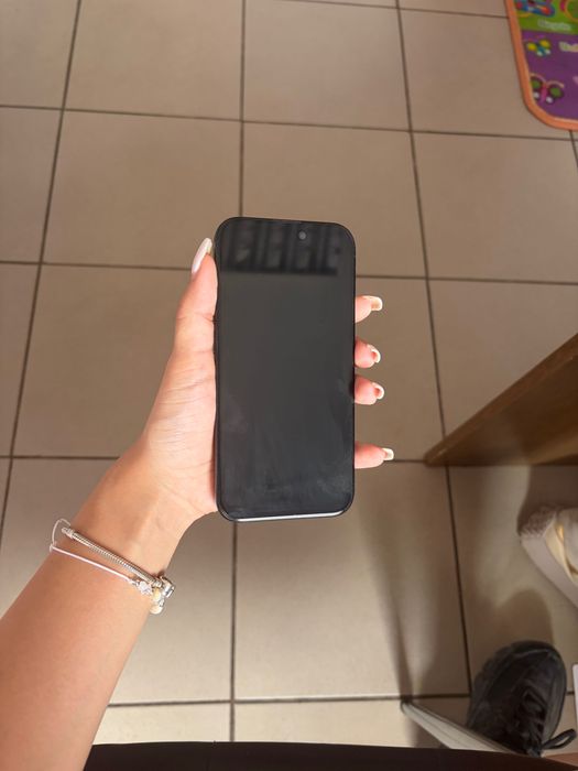 Телефон i phone 15 pro