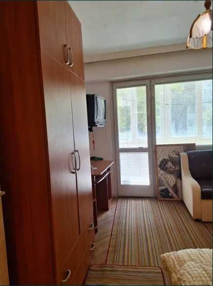 Дава се под наем Двустаен апартамент в Бургас, Славейков - 110 кв.м за 465 € - Снимка #2