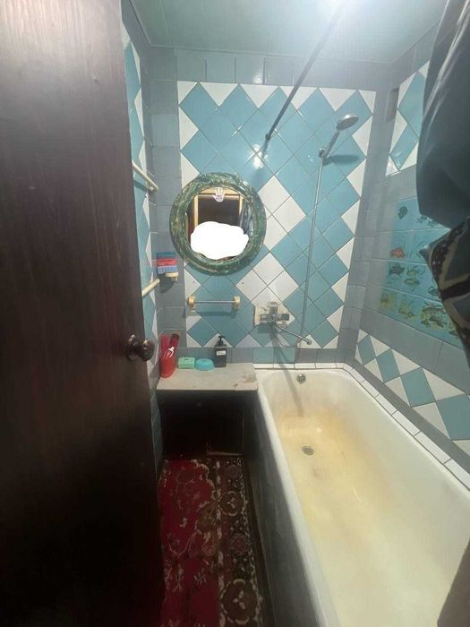 Алокада 5 хона 5 Етаж Квартира Сотилади !!