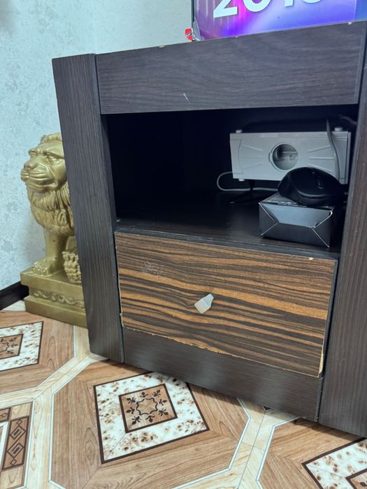 Шкаф набор,2 тумбочки,матрас