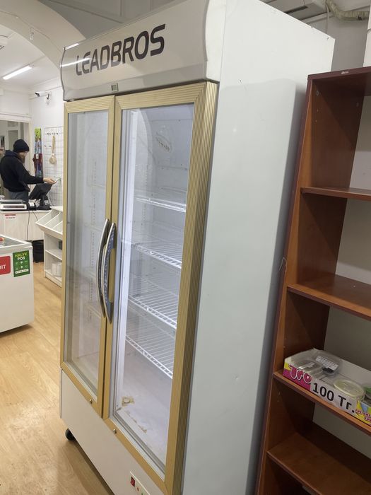 Холодильник для напитков.