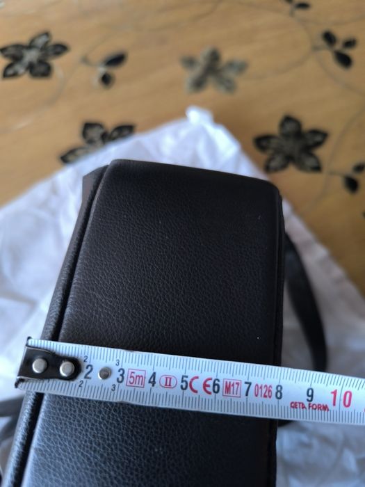 Продавам чисто нови мъжки чантички