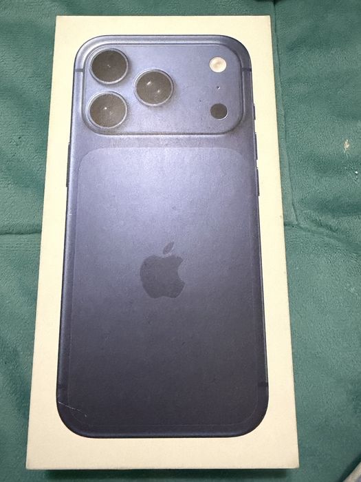 Продам Iphone 17 pro 256 EAC