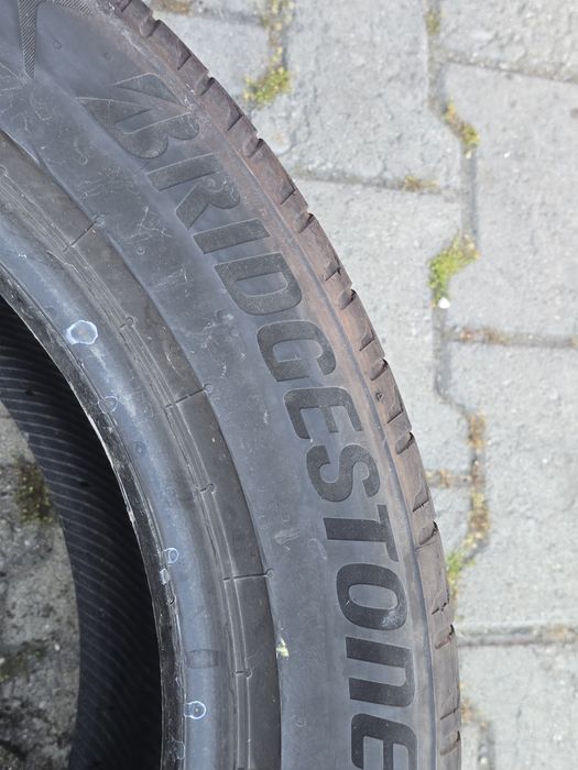255 50 19 Bridgestone