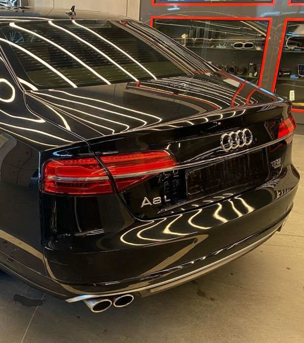 Предна броня с решетка Audi дифузьор накрайници джанти S8 D4 Facelift
